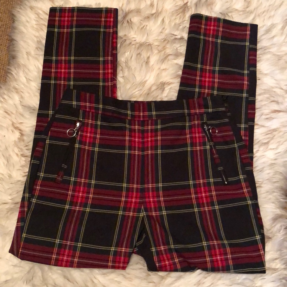 Zara: Red, Black and Green Plaid Pants!